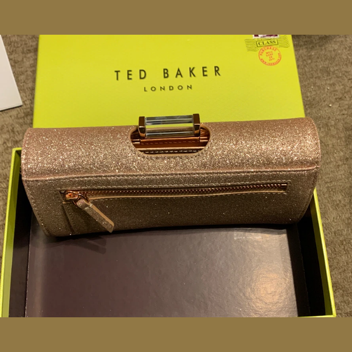 【TED BAKER/テッドベーカー】GLAREH グリッターレザー スナップ式 長財布《ゴールド》