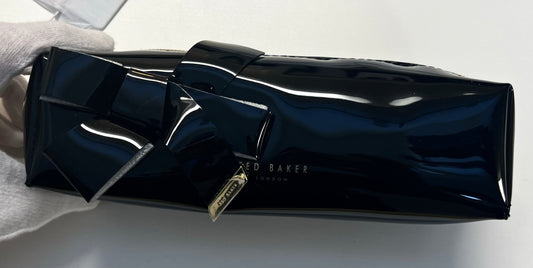 【TED BAKER | テッドベーカー】リボンがキュート! NIKARA ペンケース リボン付き《2色》