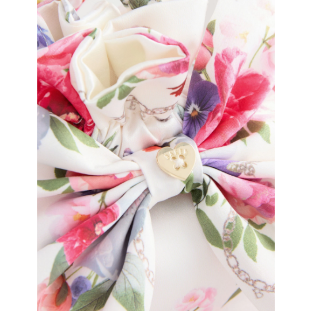 【Baker by Ted Baker】大人もOK!フローラルサテンポーチバッグ《花柄ホワイト》