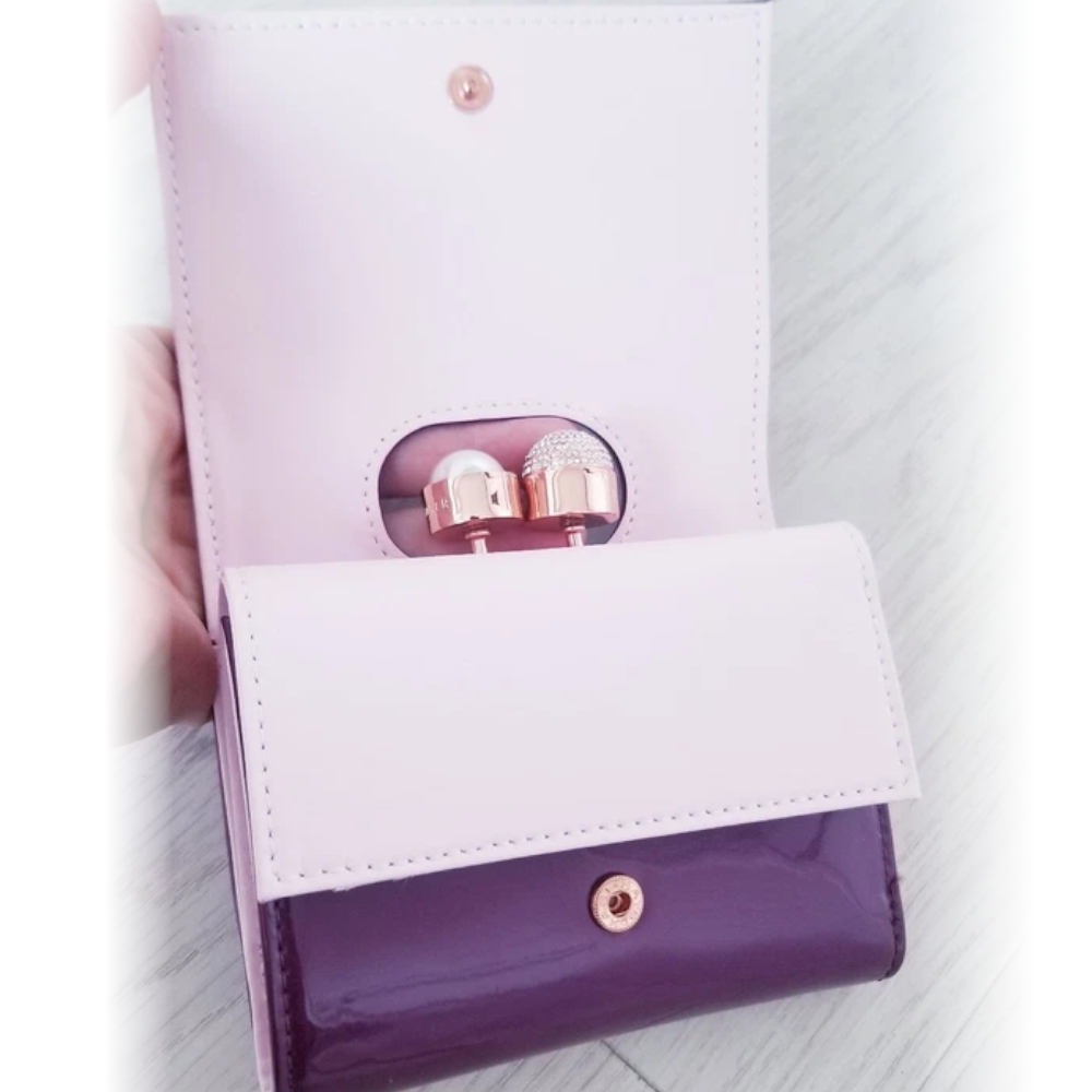 【TED BAKER | テッドベーカー】CATTRIN レザーがま口 ミニ折り財布《パープル》