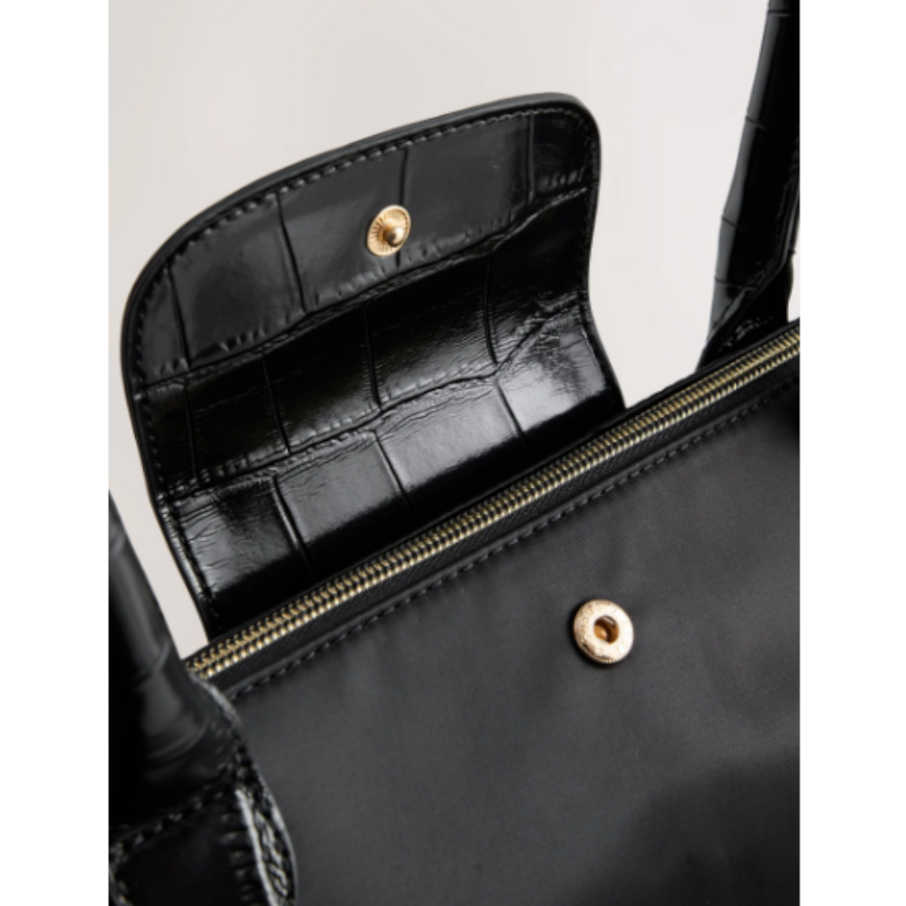 【Baker by Ted Baker】大人もOK！ナイロンバッグ《ブラック》