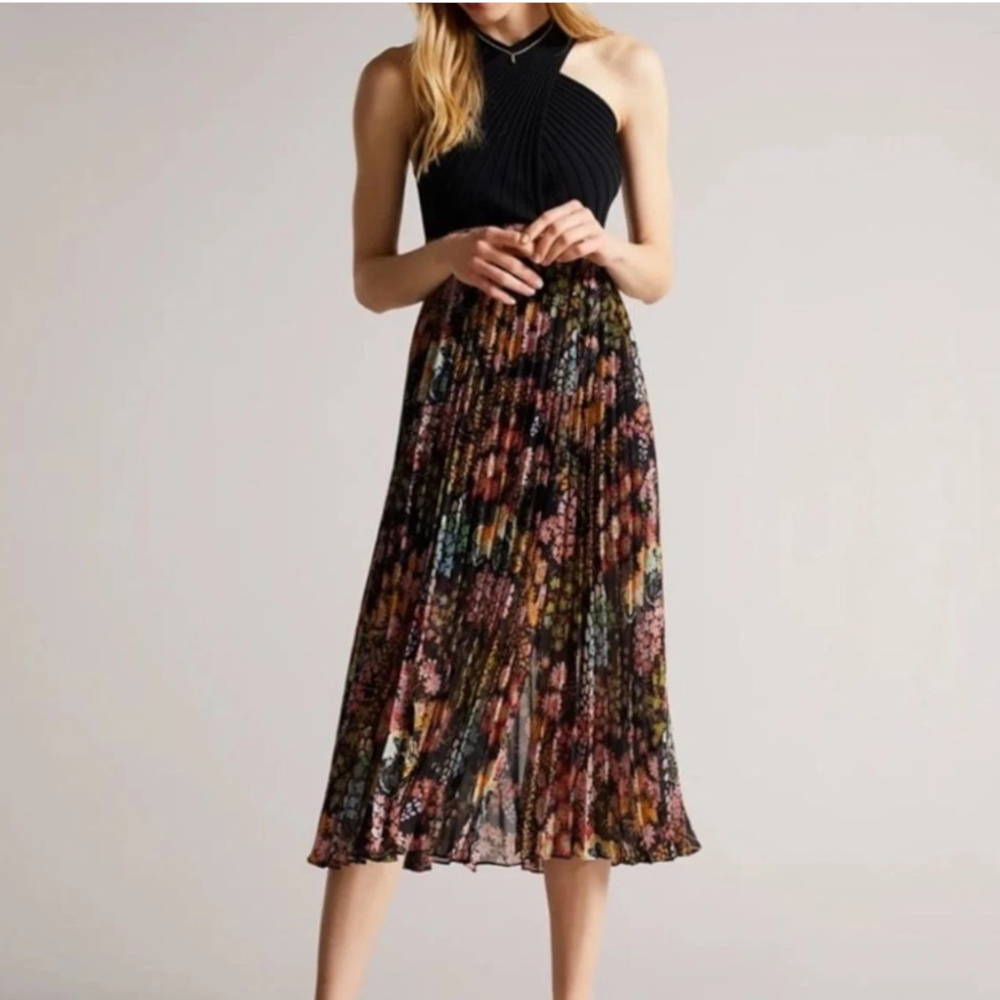 【TED BAKER | テッドベーカー】Aquila ニット ボディ プリーツ ワンピース《ブラック》【サイズ2 日本サイズ11】