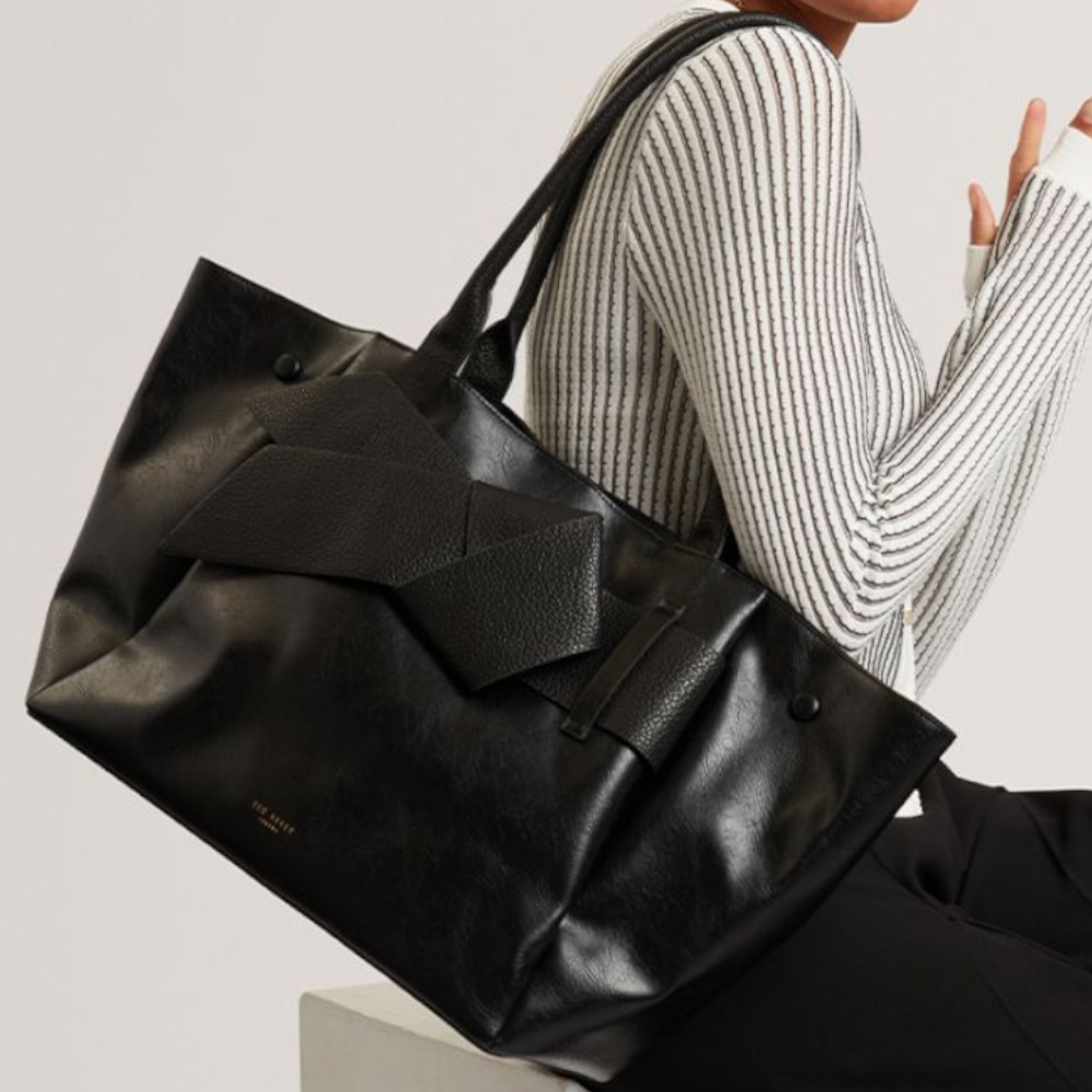 【TED BAKER | テッドベーカー】希少！Sophian エクストラ ラージ トートバッグ《ブラック》