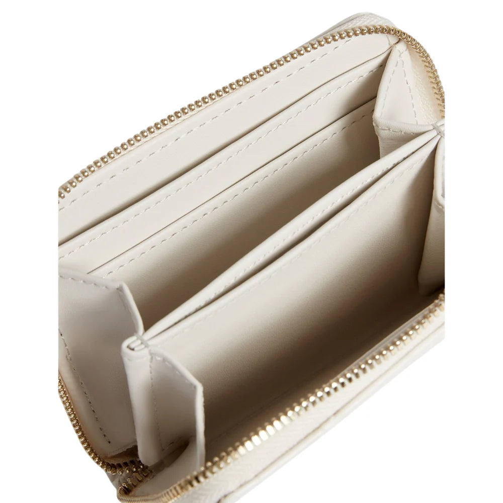 【TED BAKER | テッドベーカー】クロコ型押し ジップミニ財布《アイボリー》