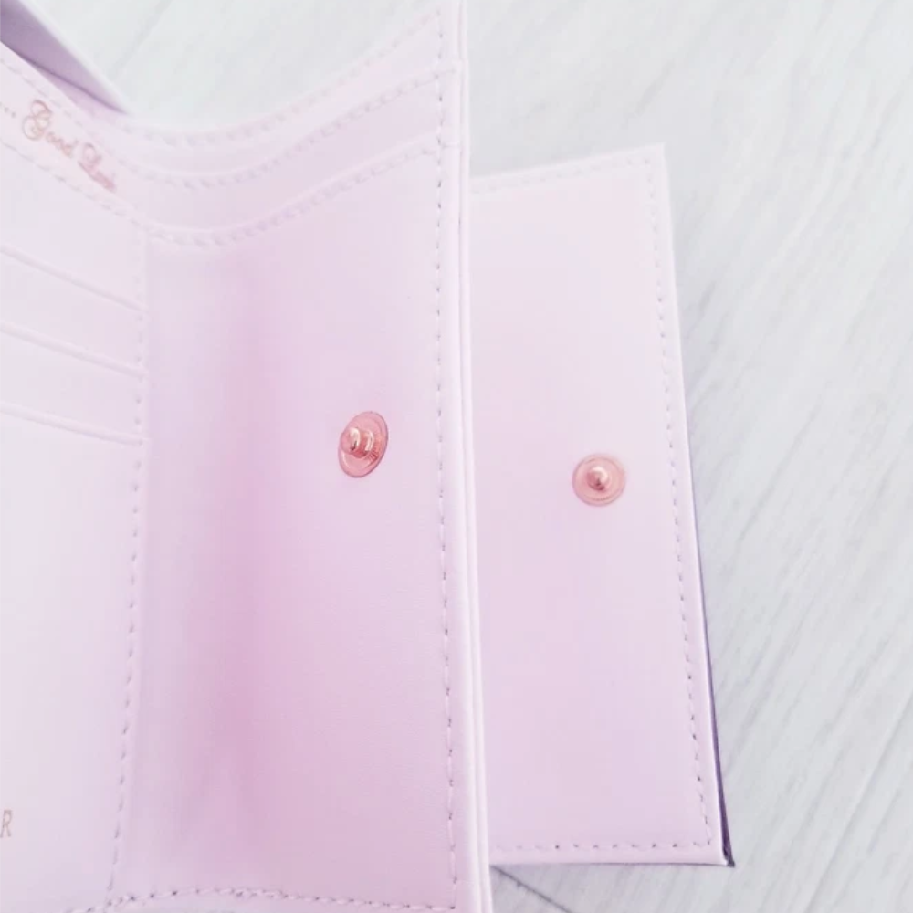 【TED BAKER | テッドベーカー】CATTRIN レザーがま口 ミニ折り財布《パープル》