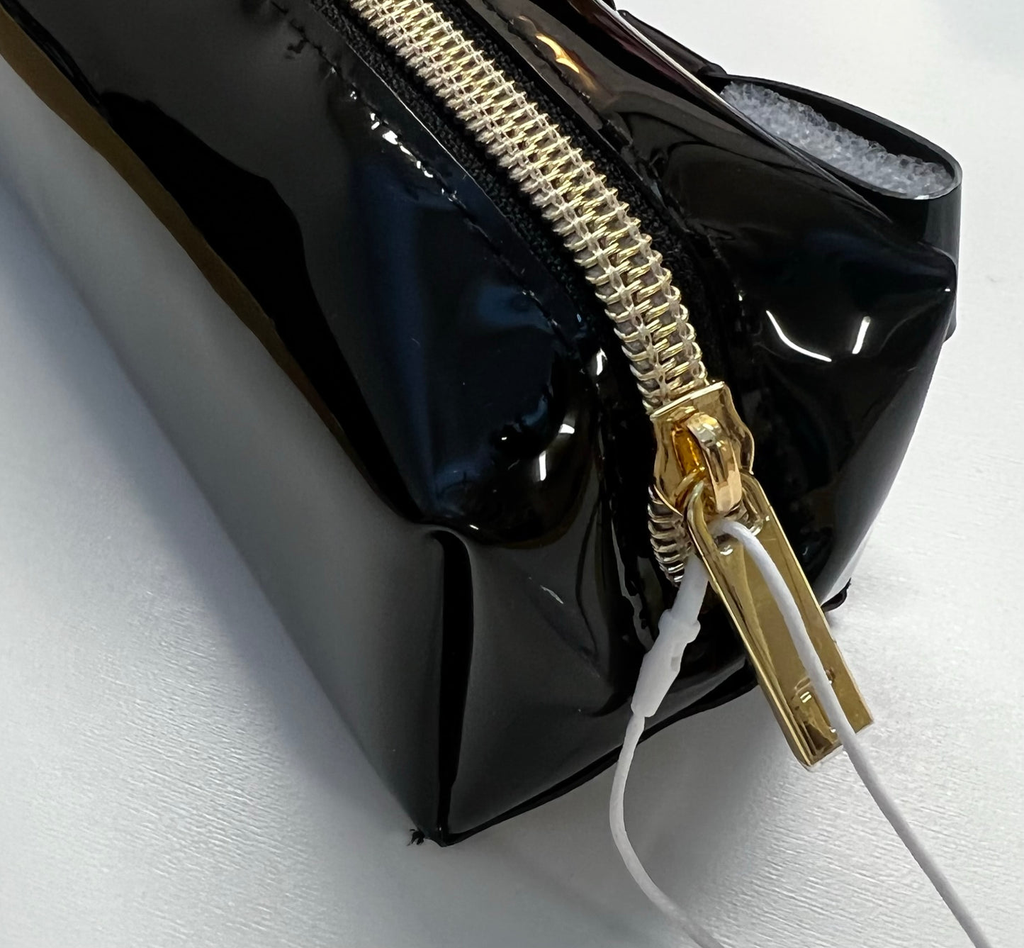 【TED BAKER | テッドベーカー】リボンがキュート！ NIKARA ペンケース リボン付き《2色》