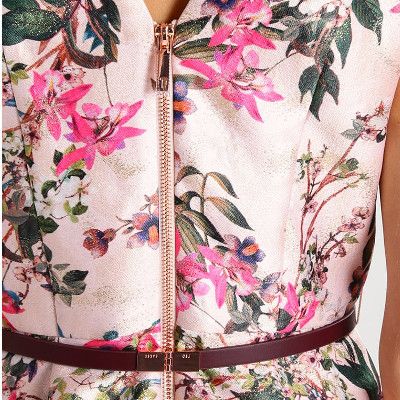 【TED BAKER | テッドベーカー】希少！CLARBEL ジャガードワンピース サイズ1・9号《花柄 ミッドピンク》ベルト付き！