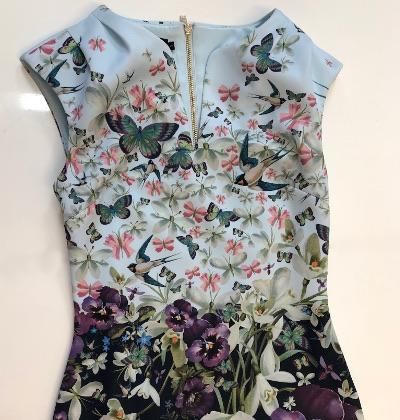 【TED BAKER | テッドベーカー】TIHA ボディコンワンピース 《花柄 ダークブルー》