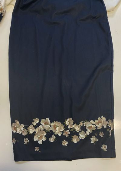 【TED BAKER | テッドベーカー】 AVII 花柄ペンシルスカートワンピース 《ホワイト×ダークブルー》【サイズ1 日本サイズ9】