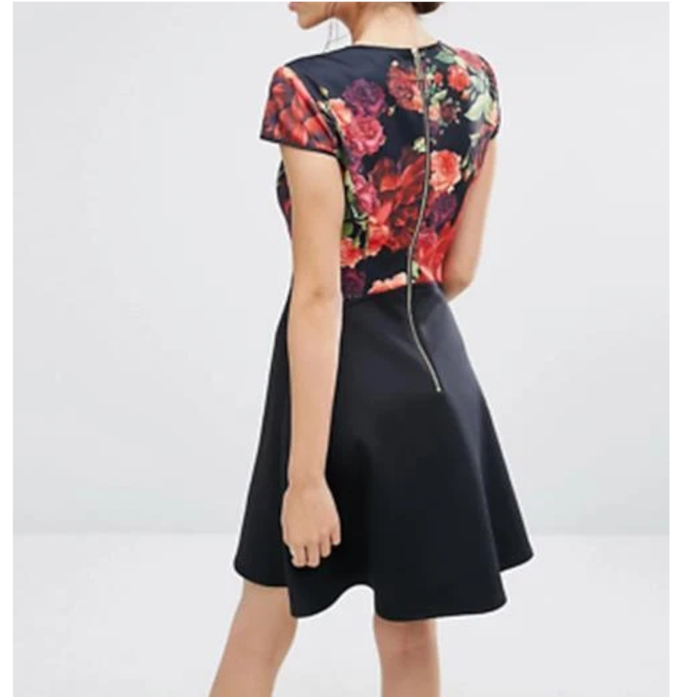 【TED BAKER | テッドベーカー】Xylee Juxtapose お花柄 スケーター ワンピース《花柄ブラック》ピー)