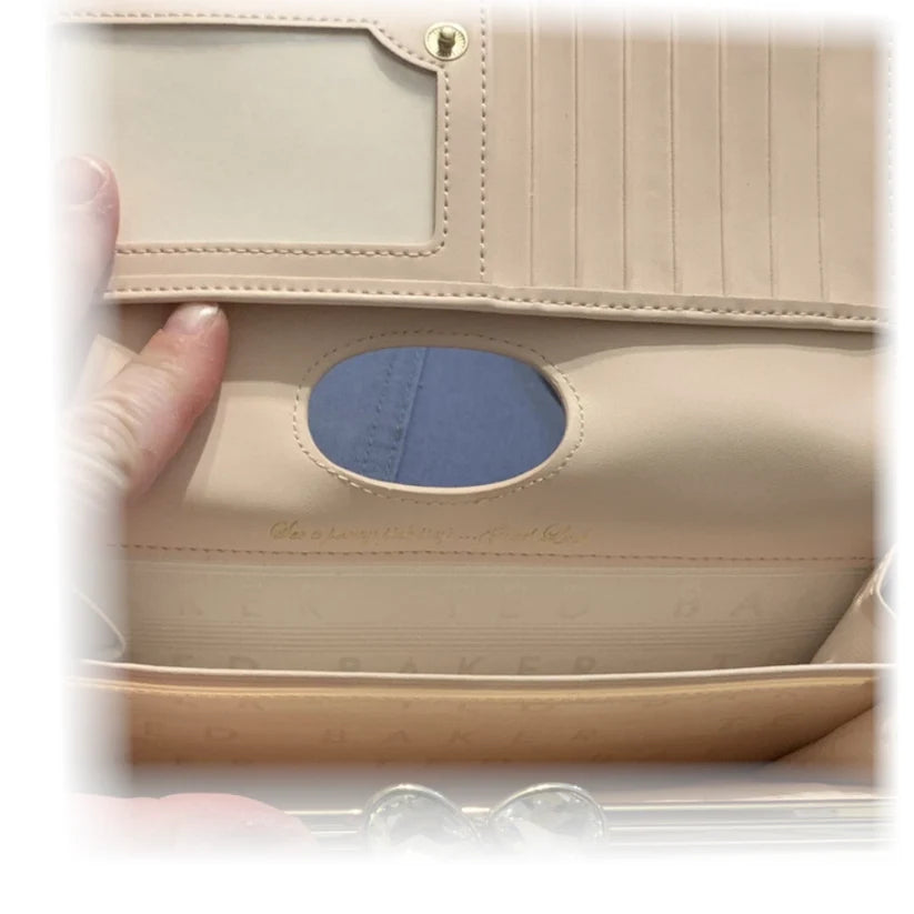 【TED BAKER/テッドベーカー】Alyysaa レザー がま口長財布《ピンク》