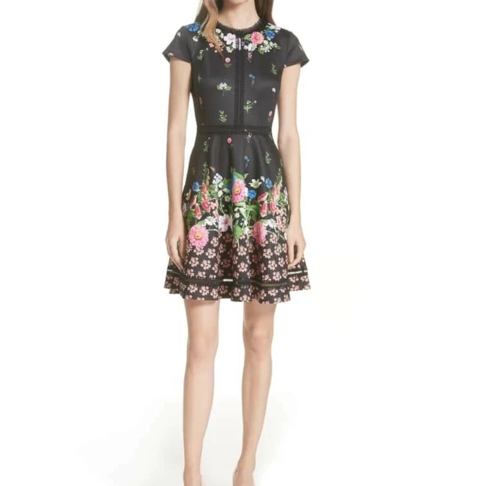 【TED BAKER | テッドベーカー】DAISSIE スケーターワンピース 《花柄ブラック》