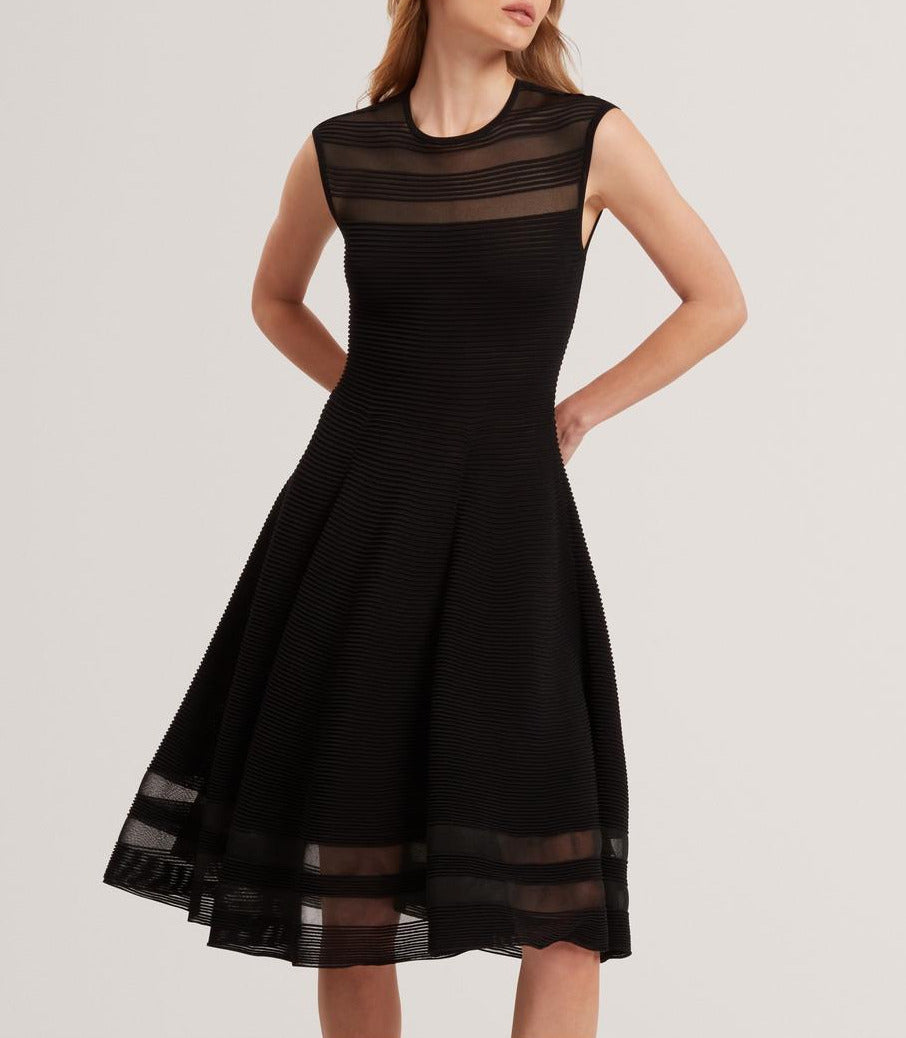 【TED BAKER | テッドベーカー】SUUSAAN リブ編みディテール ワンピース《ブラック》