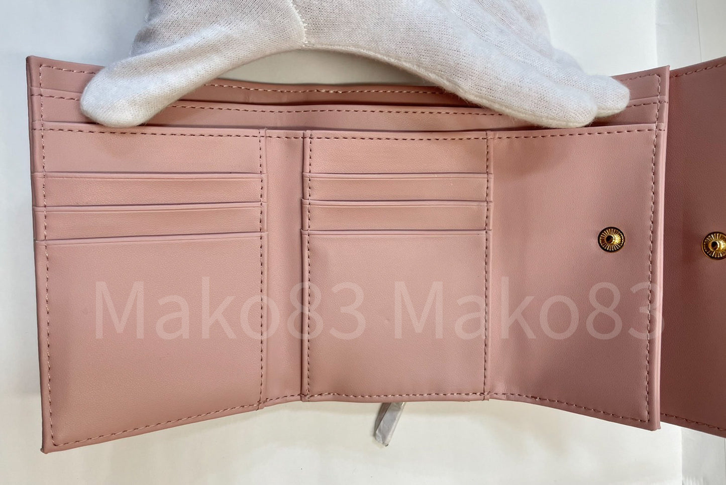 【TED BAKER | テッドベーカー】Baran レザー スナップ式 ミニ 折り財布《ライトピンク》