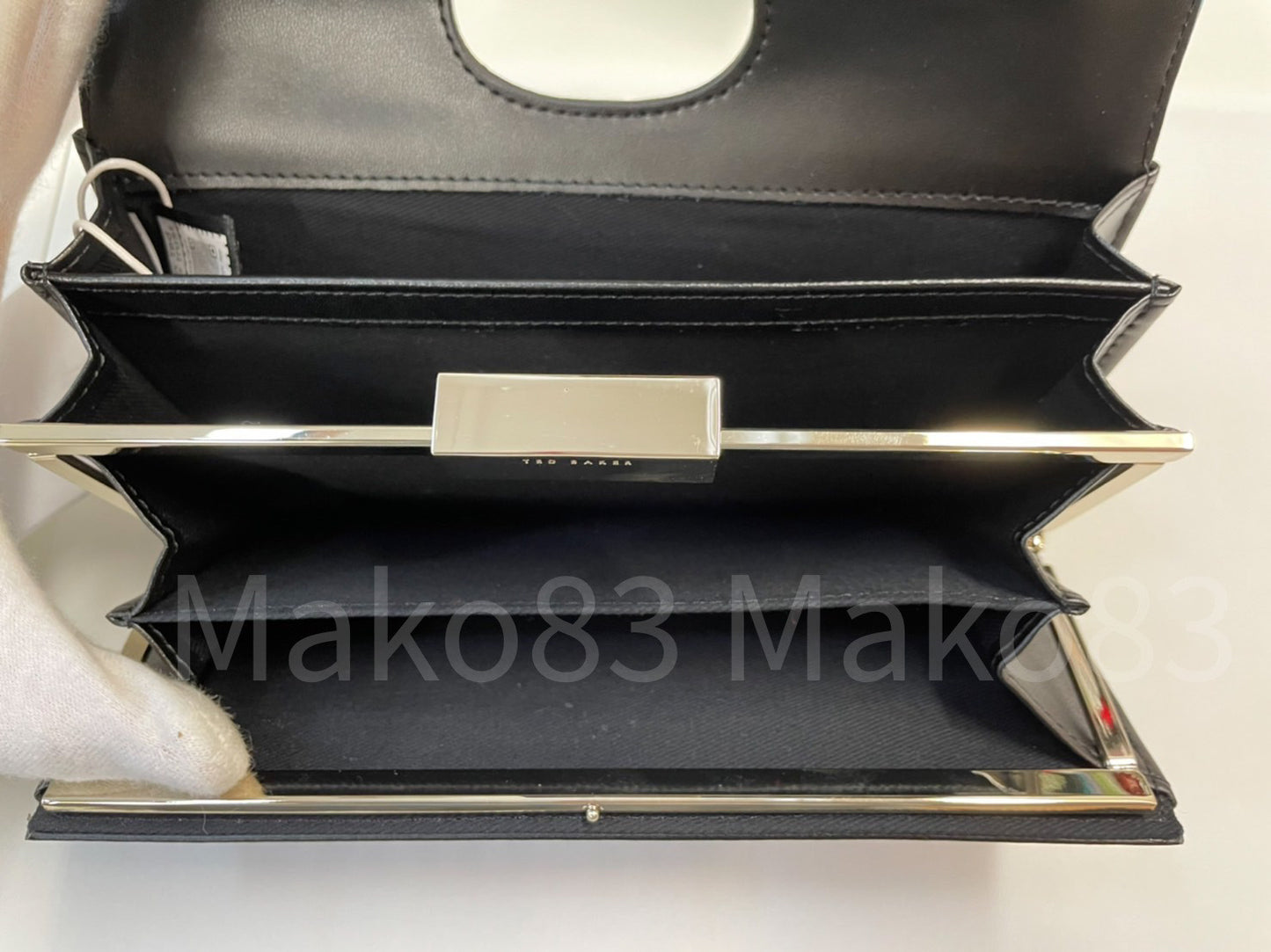 【TED BAKER/テッドベーカー】Marjan レザー スナップ式 長財布《ブラック》