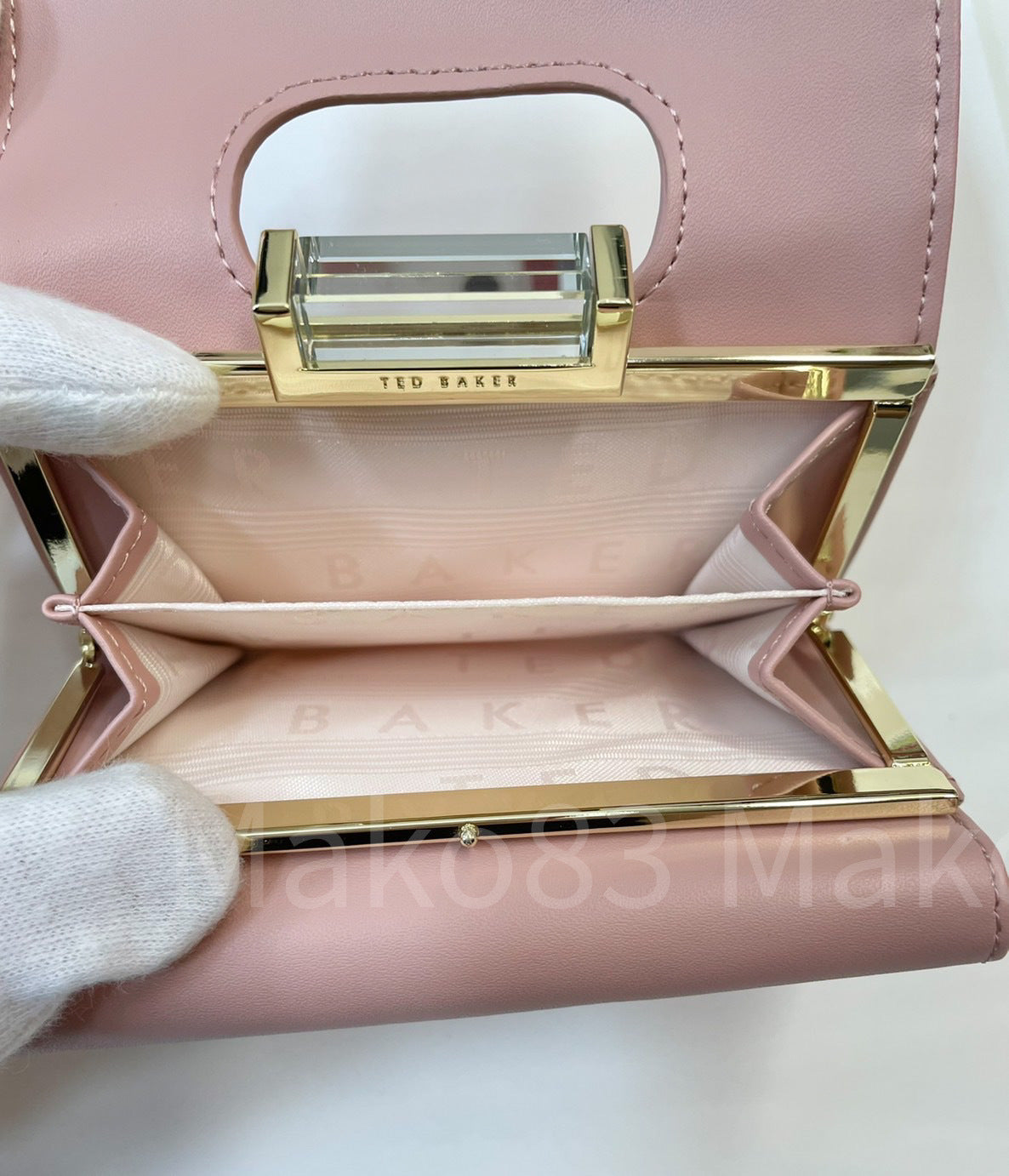 【TED BAKER | テッドベーカー】Baran レザー スナップ式 ミニ 折り財布《ライトピンク》