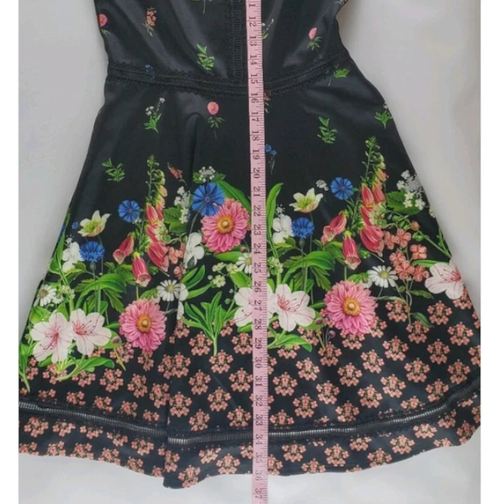 【TED BAKER | テッドベーカー】DAISSIE スケーターワンピース 《花柄ブラック》