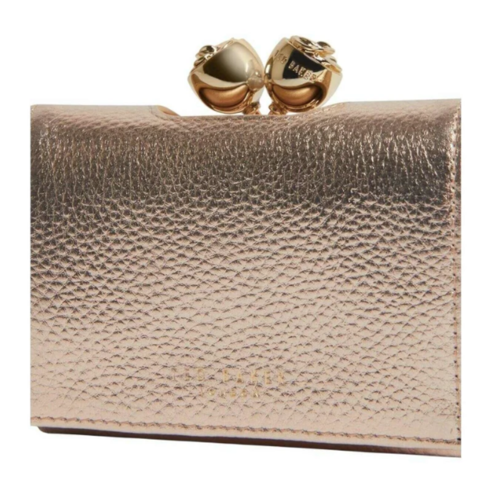 ★手元に在庫あり！【TED BAKER | テッドベーカー】希少！ROOSA お花がま口 ミニ財布 《ゴールド》